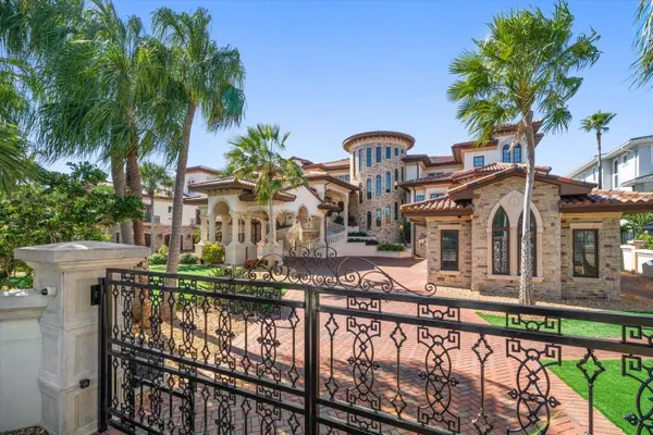 1700 GULF BLVD, Belleair Beach, FL 33786