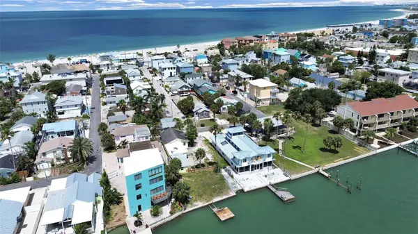 130 90TH AVE, Treasure Island, FL 33706