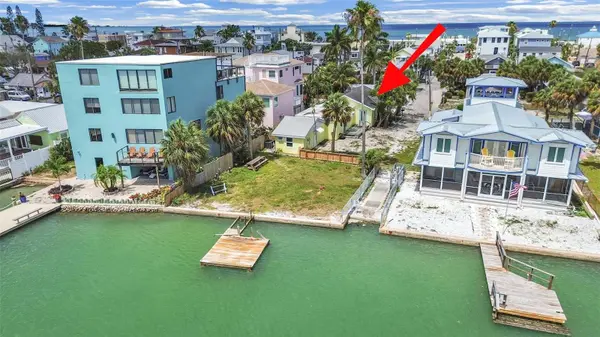 201 90TH AVE, Treasure Island, FL 33706