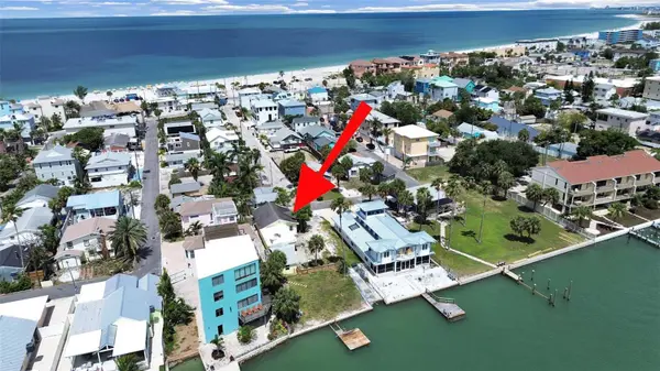 201 90TH AVE, Treasure Island, FL 33706
