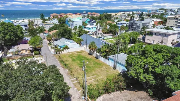 140 92ND AVE, Treasure Island, FL 33706