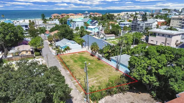 140 92ND AVE, Treasure Island, FL 33706