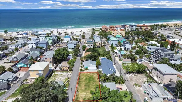 140 92ND AVE, Treasure Island, FL 33706