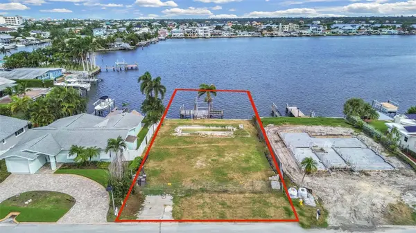 316 173RD AVE E, North Redington Beach, FL 33708