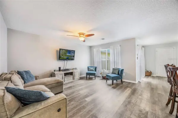 2452 FORMAX DR, Orlando, FL 32828