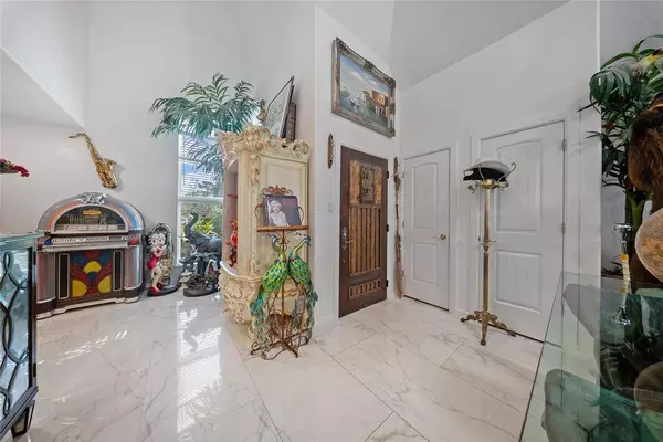 10135 Wayward Wind LN, Houston, TX 77064