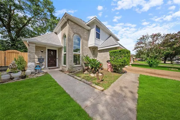 10135 Wayward Wind LN, Houston, TX 77064