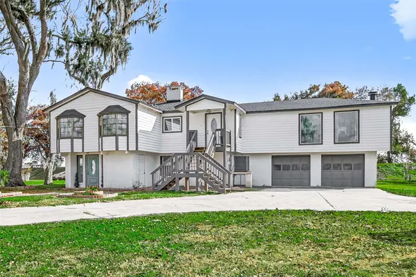 29927 County Road 25, Damon, TX 77430