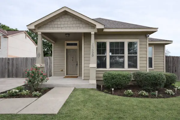 250 7th ST, Hempstead, TX 77445