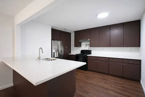 916 Parkway ST, Baytown, TX 77520