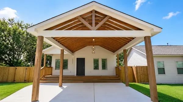 7321 Elbert ST, Houston, TX 77028