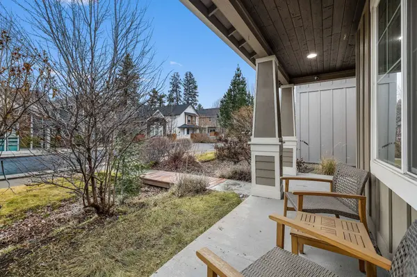 20475 Del Coco Ct, Bend, OR 97702-9415