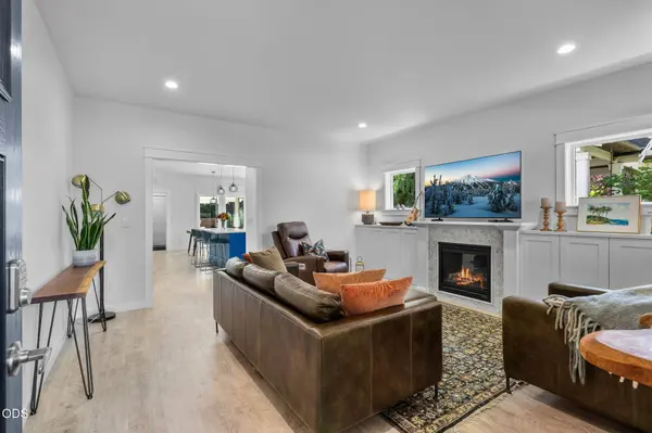762 Mount Washington DR, Bend, OR 97703