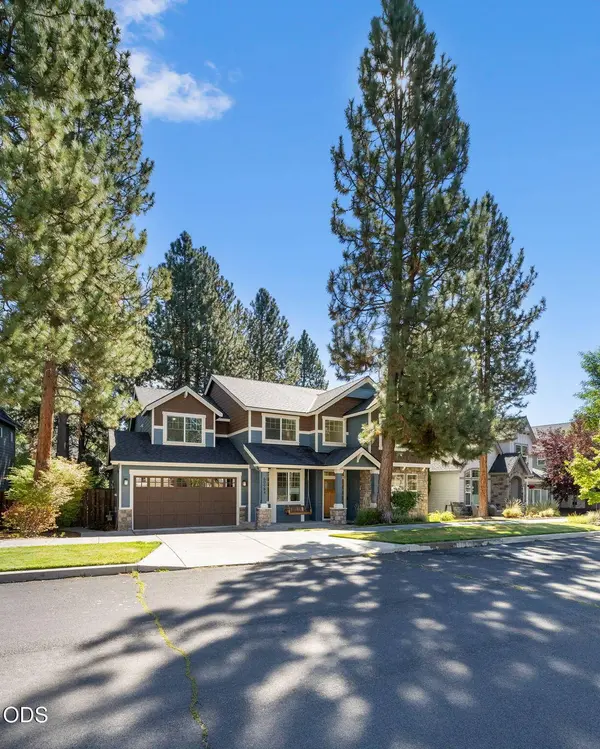 60984 Snowberry PL, Bend, OR 97702