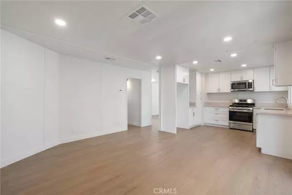 204 N La Paloma AVE, San Jacinto, CA 92582