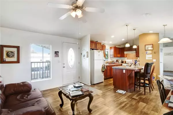 260 N Lyon AVE #52, Hemet, CA 92543