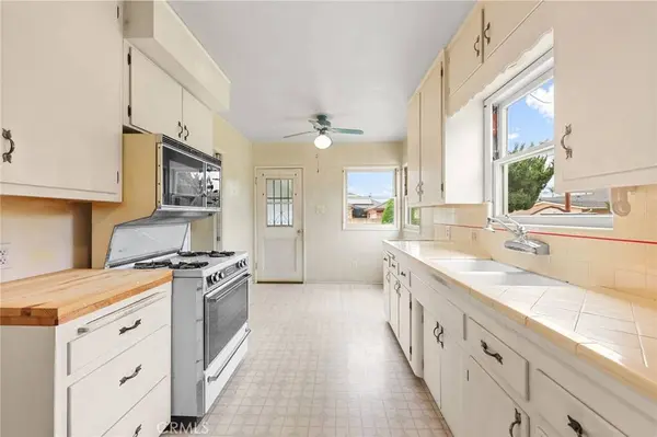 845 E Florence, West Covina, CA 91790