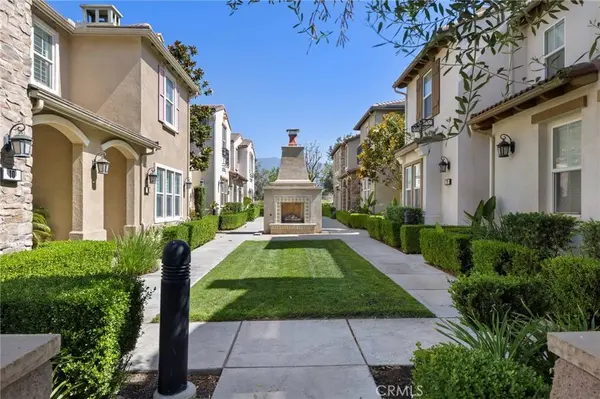 14975 S Highland AVE #13, Fontana, CA 92336