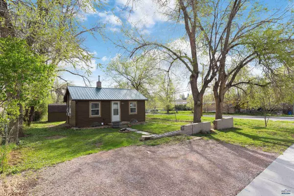 804 Silver St, Rapid City, SD 57701-4272