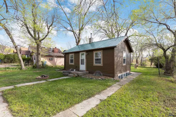 804 Silver St, Rapid City, SD 57701-4272