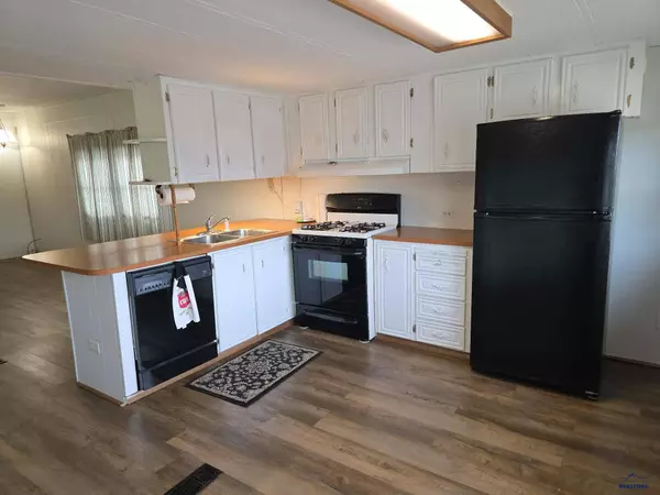 1702 E Highway 44, Rapid City, SD 57703