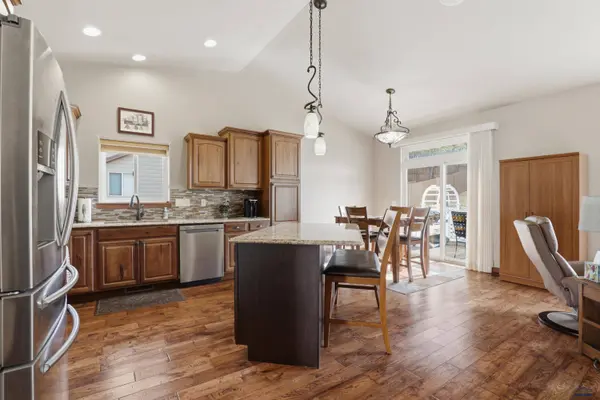 943 Sagewood St, Rapid City, SD 57702