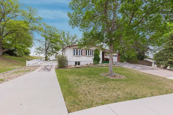2806 Maple Avenue, Rapid City, SD 57701