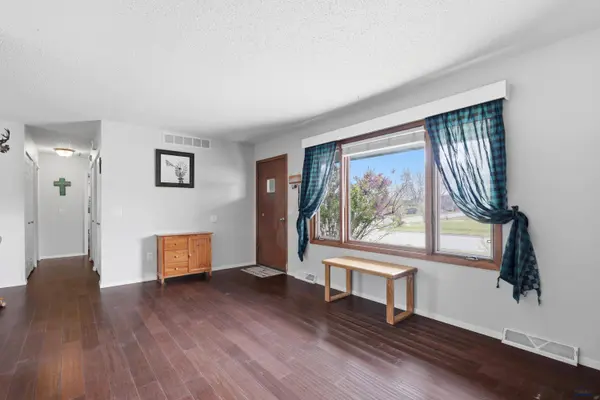 138 E Centennial St, Rapid City, SD 57701