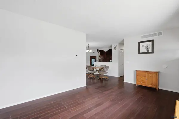 138 E Centennial St, Rapid City, SD 57701
