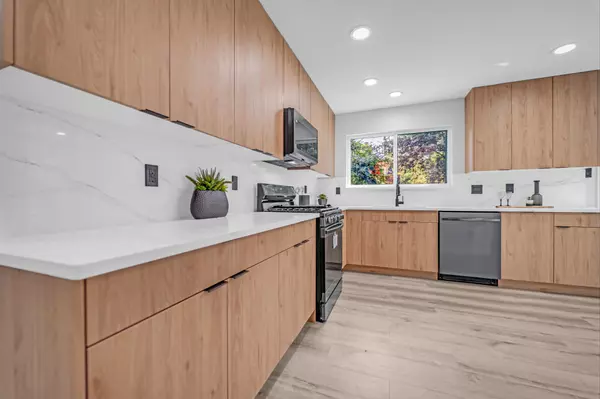 1 meadow star ct kitchen