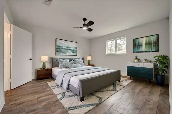 25122 Holyoke LN, Spring, TX 77373