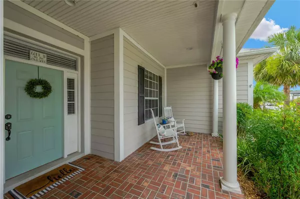 2973 BLACKWATER CREEK DR, Lakeland, FL 33810