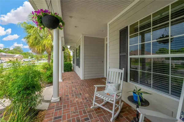 2973 BLACKWATER CREEK DR, Lakeland, FL 33810