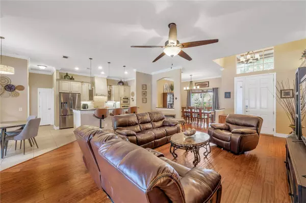 10812 AUSTRALIAN PINE DR, Riverview, FL 33579