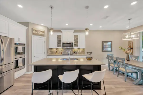 10814 WHITLAND GROVE DR, Riverview, FL 33578