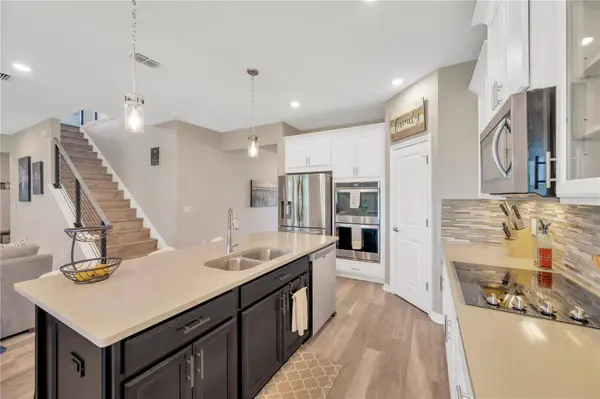 10814 WHITLAND GROVE DR, Riverview, FL 33578