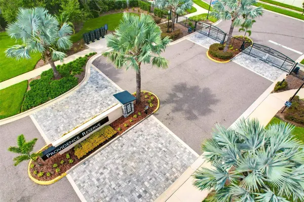 10814 WHITLAND GROVE DR, Riverview, FL 33578