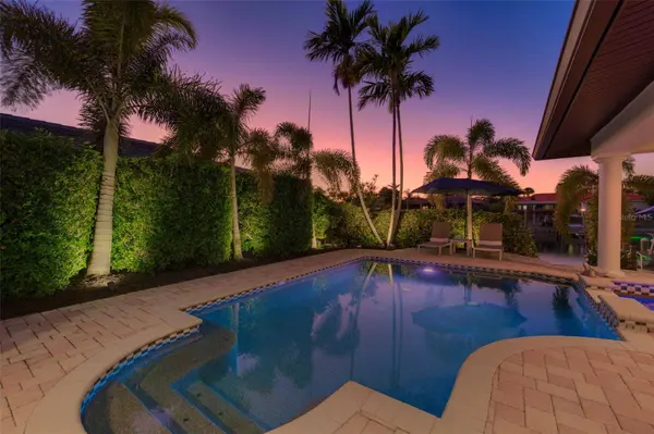 1963 MICHIGAN AVE NE, St Petersburg, FL 33703