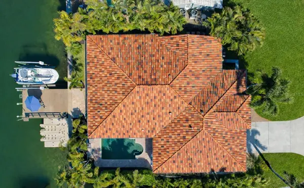 1963 MICHIGAN AVE NE, St Petersburg, FL 33703