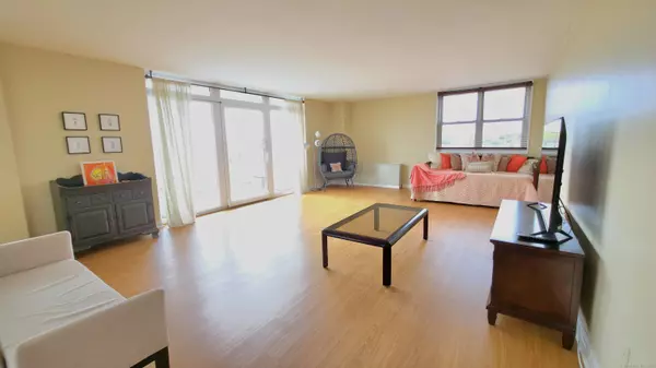 2370 North Avenue #10A, Bridgeport, CT 06604