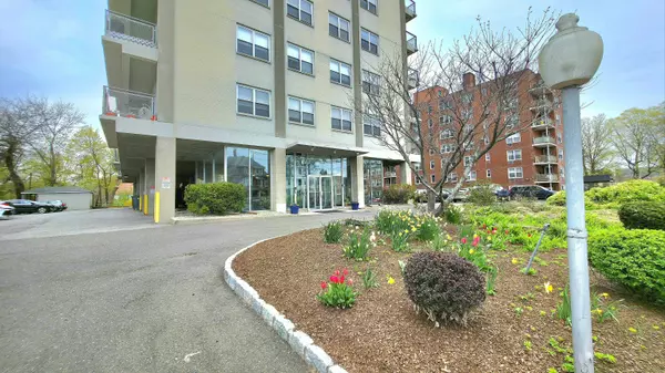 2370 North Avenue #10A, Bridgeport, CT 06604