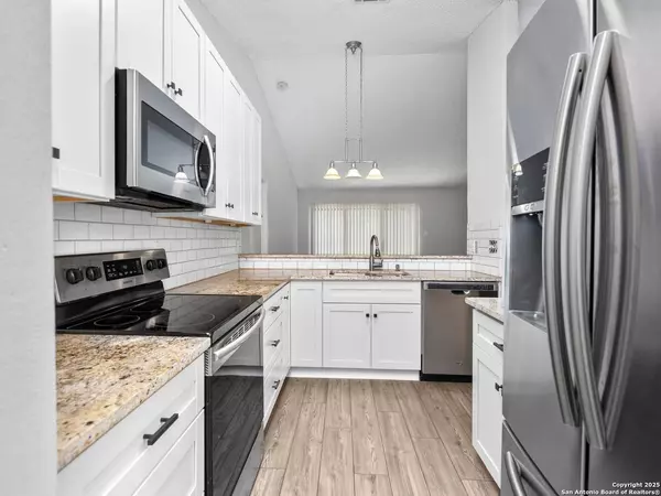 14416 BLUEWOOD DR, San Antonio, TX 78233-4405