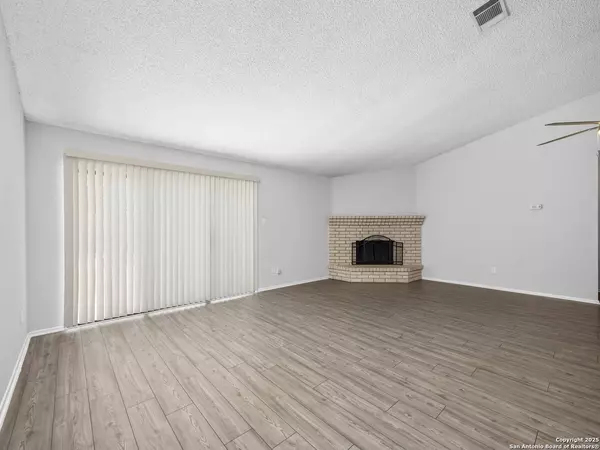 14416 BLUEWOOD DR, San Antonio, TX 78233-4405