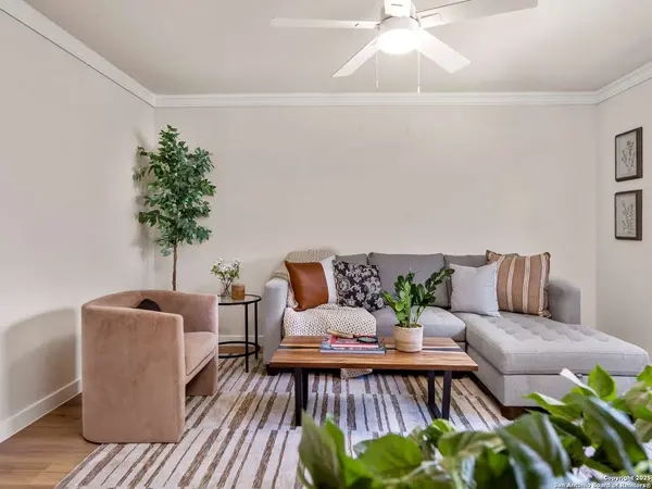 5418 Starfire, Kirby, TX 78219