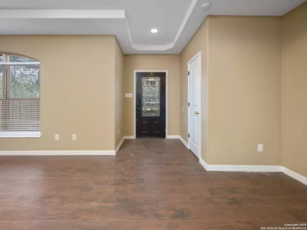 104 Viewpoint, Poteet, TX 78065