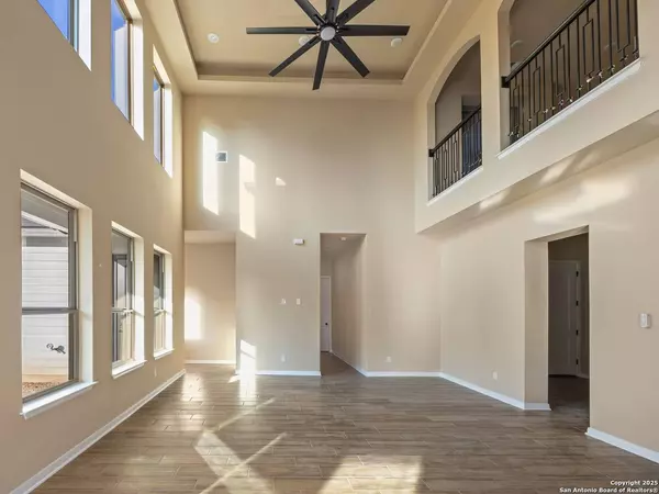 8420 Bluffside, Selma, TX 78154