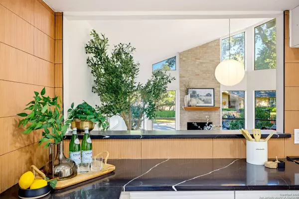 6302 Cypress, Windcrest, TX 78239