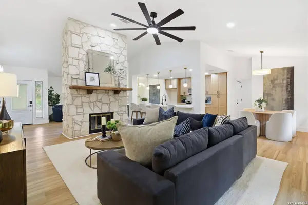 16923 Hidden Timber Wood, San Antonio, TX 78248