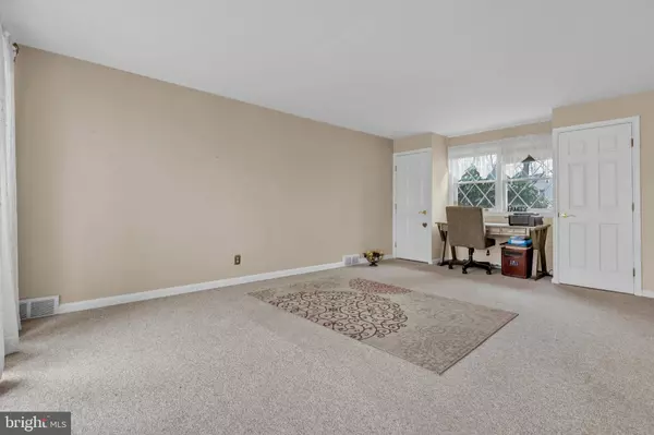 2657 MANALL AVE, Pennsauken, NJ 08109