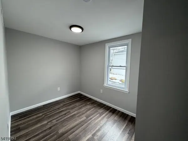 37 Quaid St, Sayreville Boro, NJ 08872